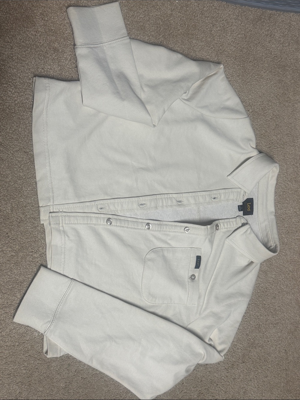 Small women’s Lee cropped cream Button up